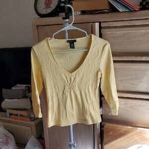 Express Jeans Yellow Deep V Neck Quarter Sleeves Blouse Size S